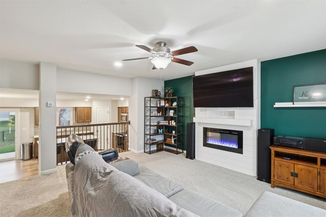 2812 NW 23rd Street, Ankeny, IA 50023