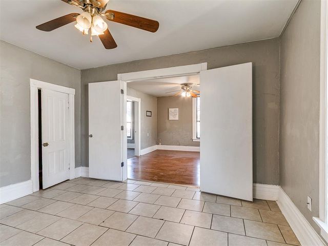 521 N 11th Street, Guthrie, OK 73044