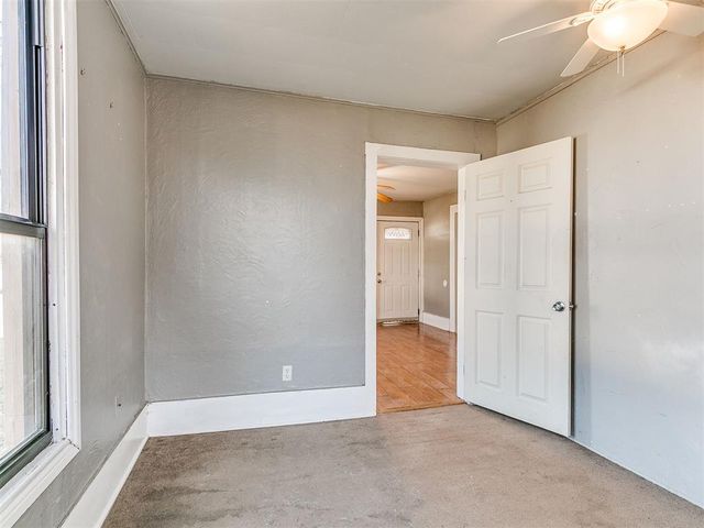 521 N 11th Street, Guthrie, OK 73044