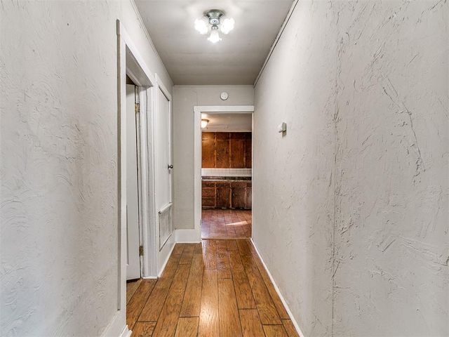 521 N 11th Street, Guthrie, OK 73044