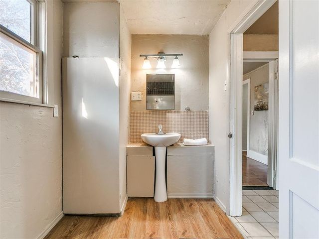 521 N 11th Street, Guthrie, OK 73044