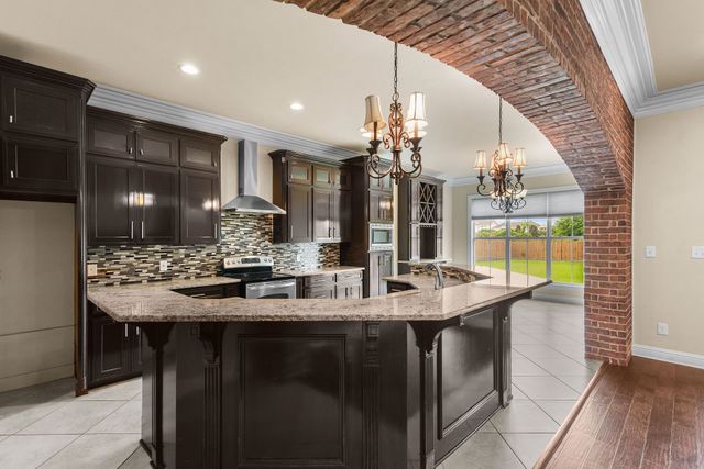 609 Parlange Circle, Shreveport, LA 71115