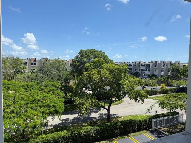 7730 Camino Real F 406 F 406, Miami, FL 33143