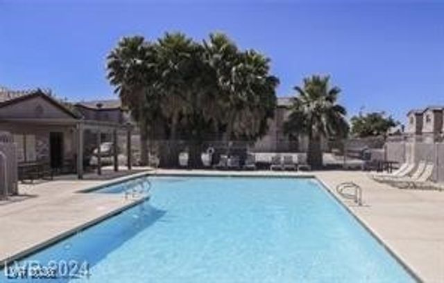 2524 Adelante Avenue 106, Las Vegas, NV 89106