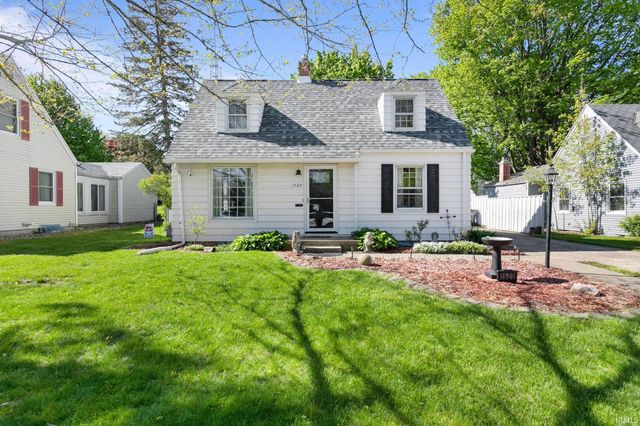 1522 E Ewing Avenue, South Bend, IN 46613