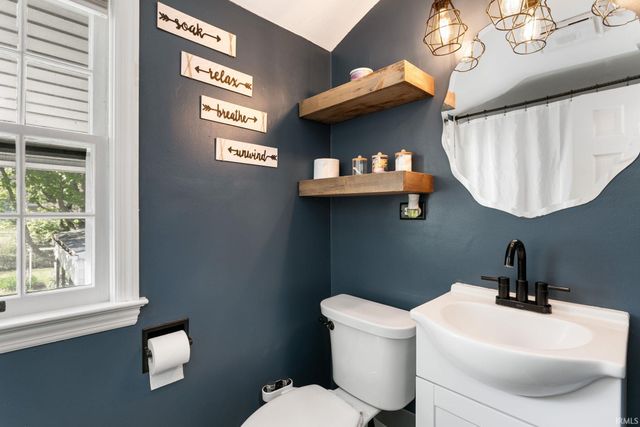 1522 E Ewing Avenue, South Bend, IN 46613