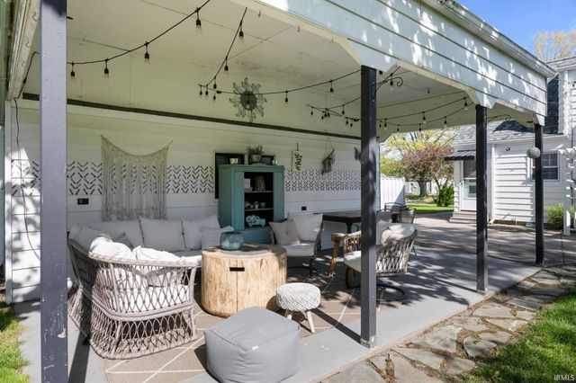 1522 E Ewing Avenue, South Bend, IN 46613