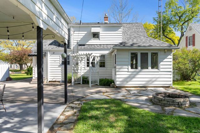 1522 E Ewing Avenue, South Bend, IN 46613