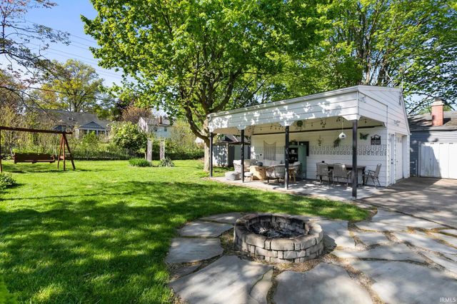 1522 E Ewing Avenue, South Bend, IN 46613