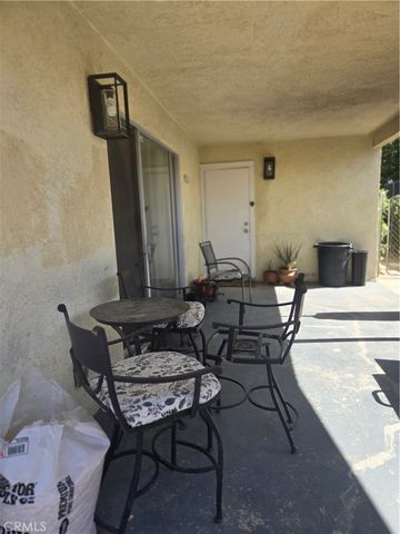 16211 Encina, Victorville, CA 92395