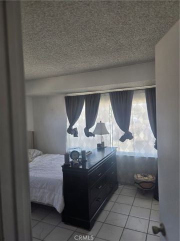 16211 Encina, Victorville, CA 92395