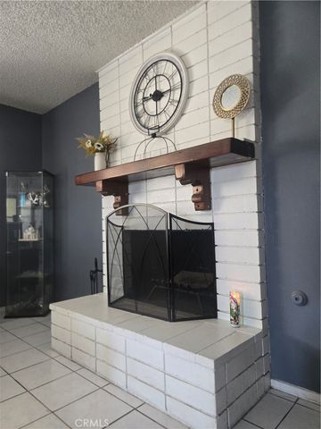 16211 Encina, Victorville, CA 92395