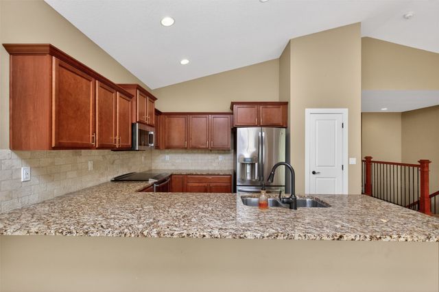 4712 NE Briarwood Drive, Ankeny, IA 50021