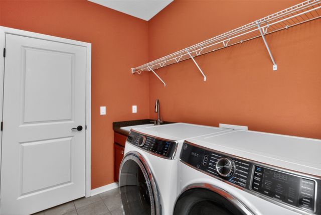 4712 NE Briarwood Drive, Ankeny, IA 50021