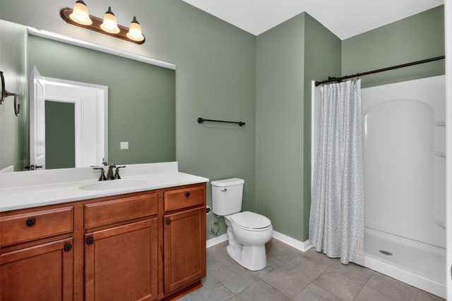 4712 NE Briarwood Drive, Ankeny, IA 50021