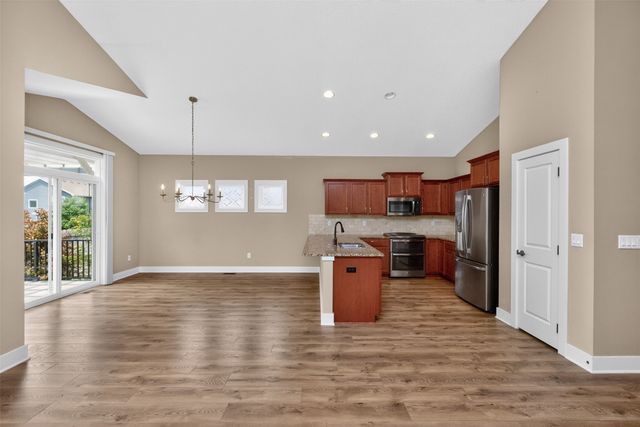 4712 NE Briarwood Drive, Ankeny, IA 50021