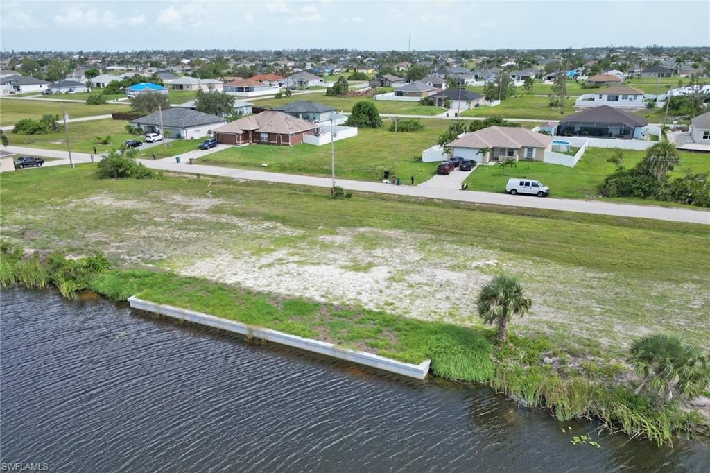 2847 NW 6th ST, CAPE CORAL, FL 33993 — photo 5