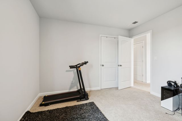 7401 Brady Ln, Antioch, TN 37013