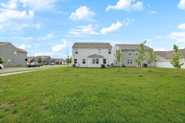 7401 Brady Ln, Antioch, TN 37013