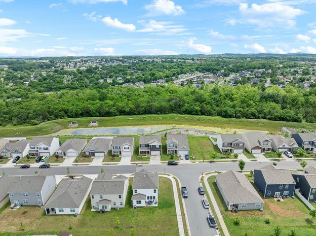 7401 Brady Ln, Antioch, TN 37013