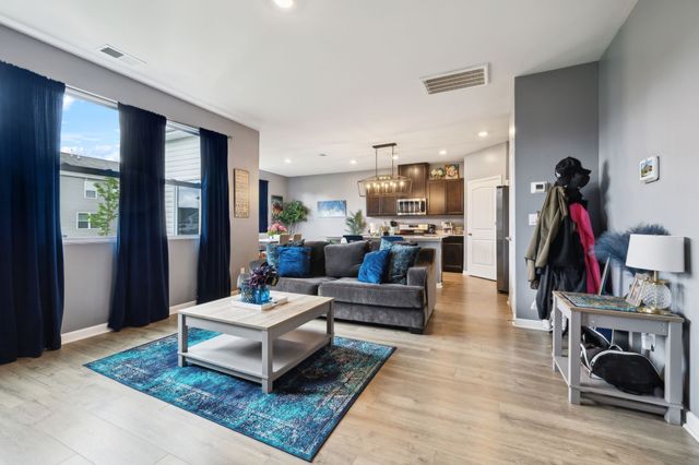 7401 Brady Ln, Antioch, TN 37013