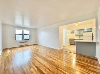 84-19 51st Avenue 4E, Elmhurst, NY 11373
