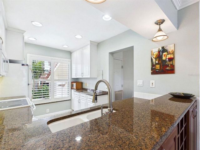 6335 PALMA DEL MAR BOULEVARD S 223, St Petersburg, FL 33715
