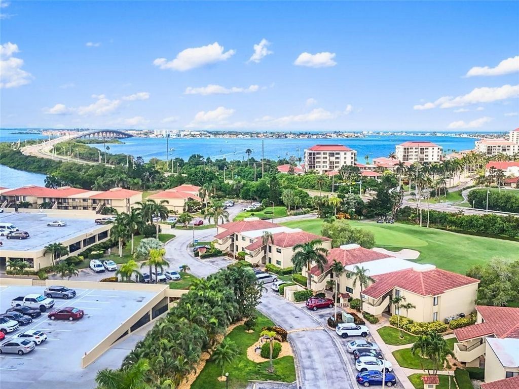 6335 PALMA DEL MAR BOULEVARD S 223, St Petersburg, FL 33715