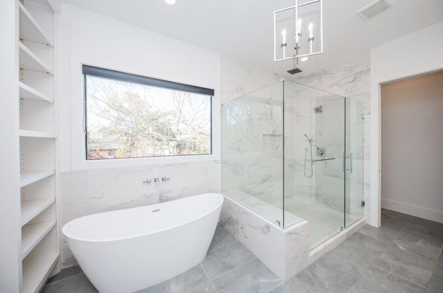 2501 Julian Street, Houston, TX 77009