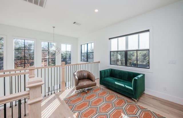 2501 Julian Street, Houston, TX 77009