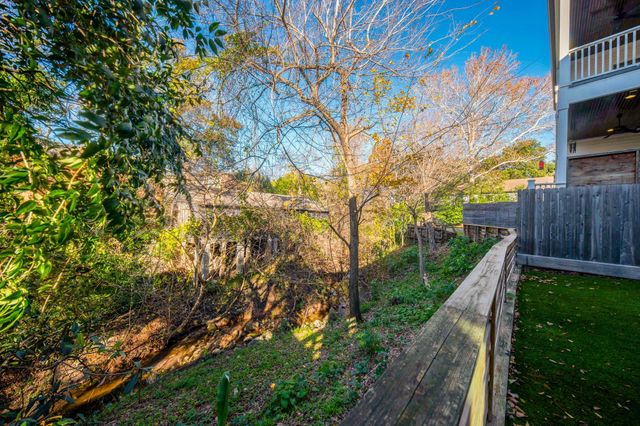 2501 Julian Street, Houston, TX 77009