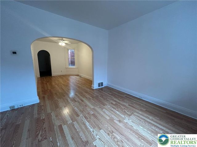 914 Mechanic Street, Bethlehem City, PA 18015