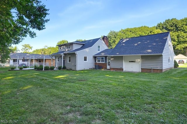 6514 Bonroi Drive, Seven Hills, OH 44131
