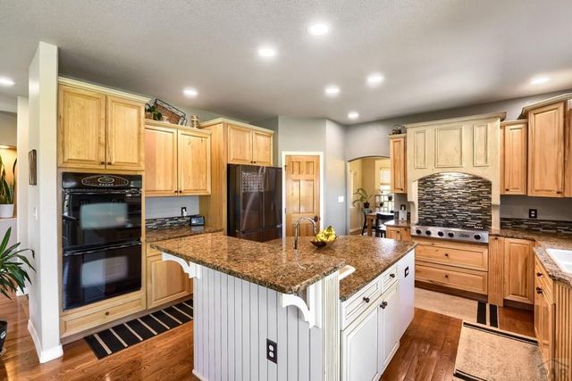 438 W Hollister Dr, Pueblo West, CO 81007