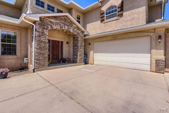 438 W Hollister Dr, Pueblo West, CO 81007