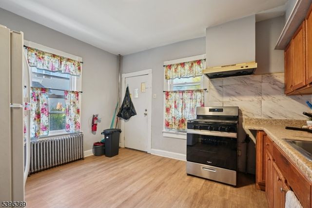 11 Hillairy Ave, Morristown Town, NJ 07960