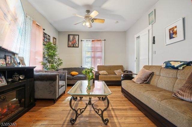 11 Hillairy Ave, Morristown Town, NJ 07960