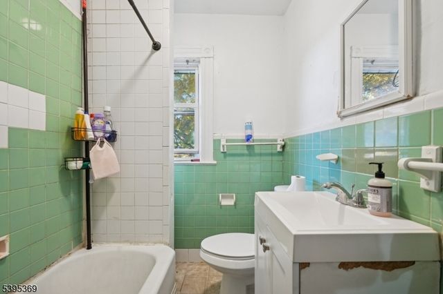 11 Hillairy Ave, Morristown Town, NJ 07960