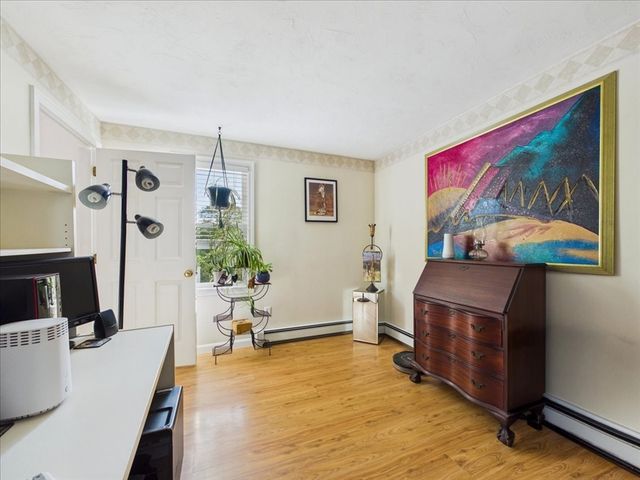 139 South St, Plymouth, MA 02360