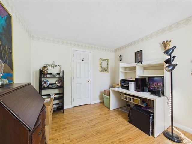 139 South St, Plymouth, MA 02360