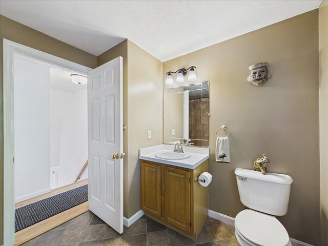 139 South St, Plymouth, MA 02360