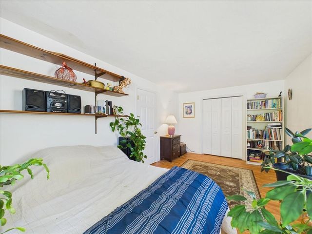 139 South St, Plymouth, MA 02360