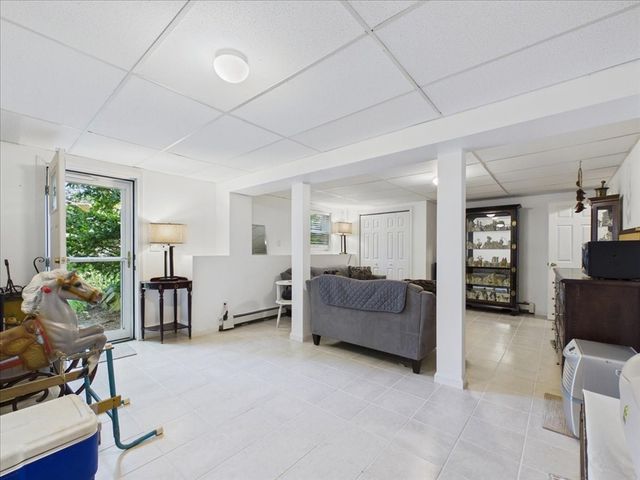 139 South St, Plymouth, MA 02360