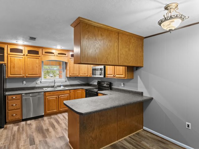 15 W Casa Loma Drive, Mary Esther, FL 32569