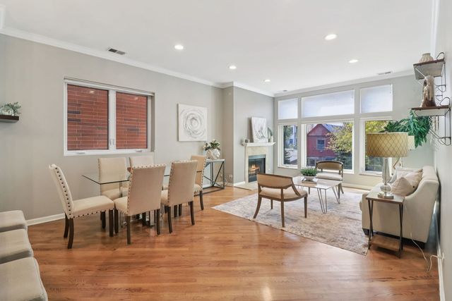 2735 N Kenmore Avenue 2S, Chicago, IL 60614