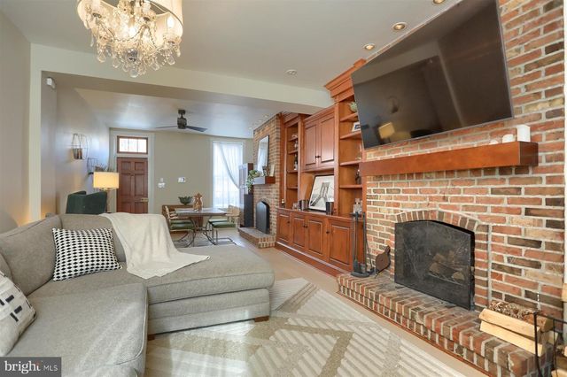 111 BARRE ST W, Baltimore, MD 21201