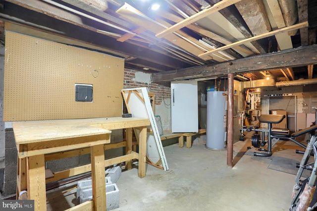 111 BARRE ST W, Baltimore, MD 21201