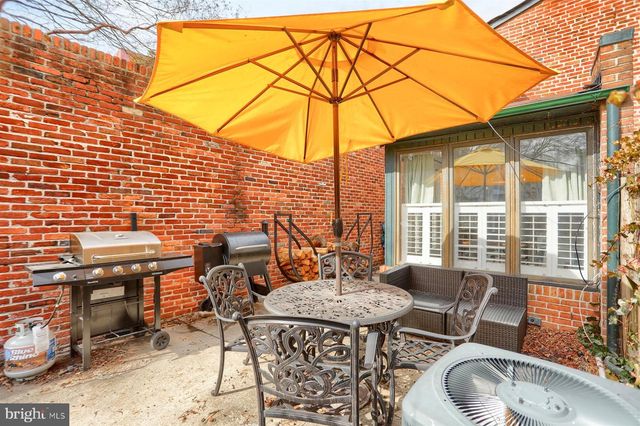 111 BARRE ST W, Baltimore, MD 21201