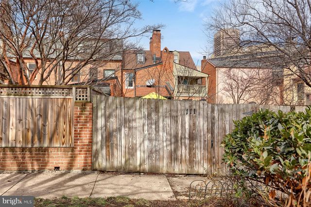 111 BARRE ST W, Baltimore, MD 21201