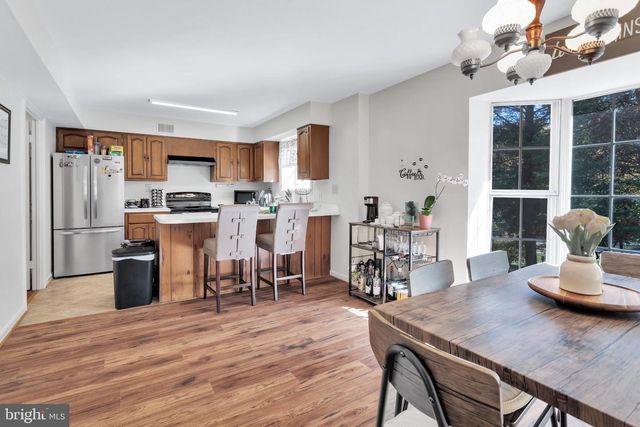 9009 SWEET BIRCH CT, Springfield, VA 22152